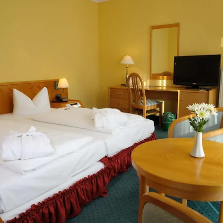 Park Fasanerie 4* Neustrelitz